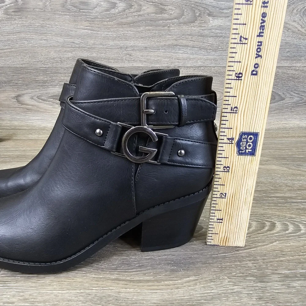 GBG by Guess Boots Womens Size 6.5 Black‎ Dustyn Chelsea Style Cuban Heel Ankle
